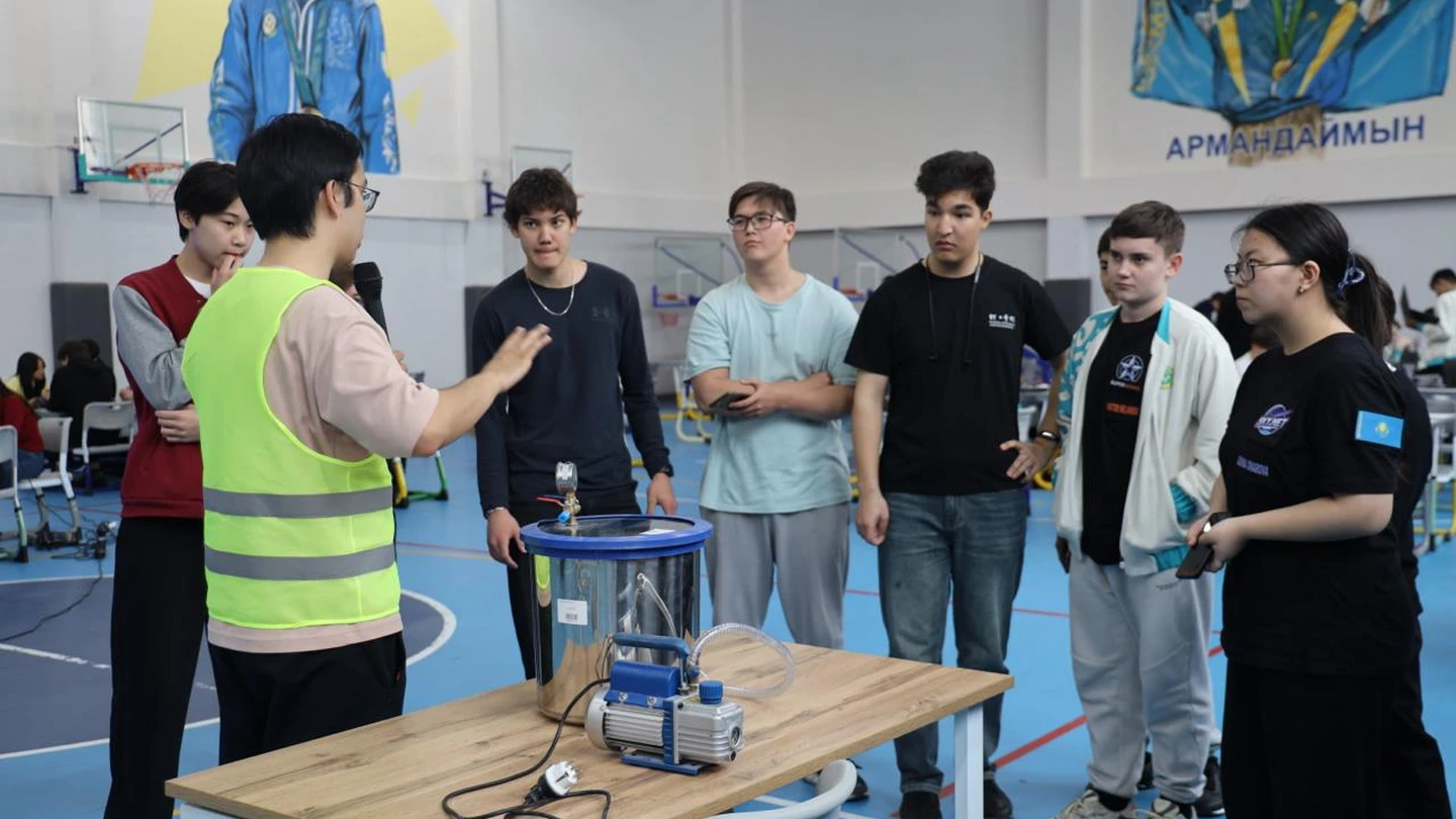 NSART on the jury of the Space AI Competition (AEROO) final in Astana — 4